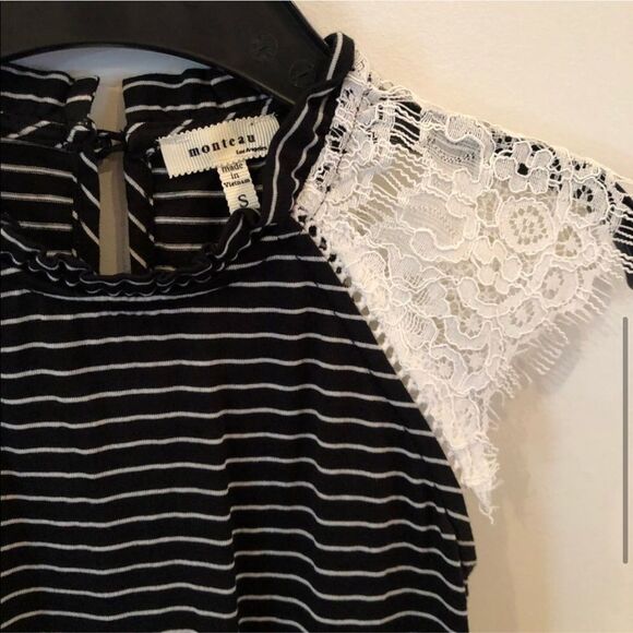 Lace sleeve stripe top - Picture 4 of 8